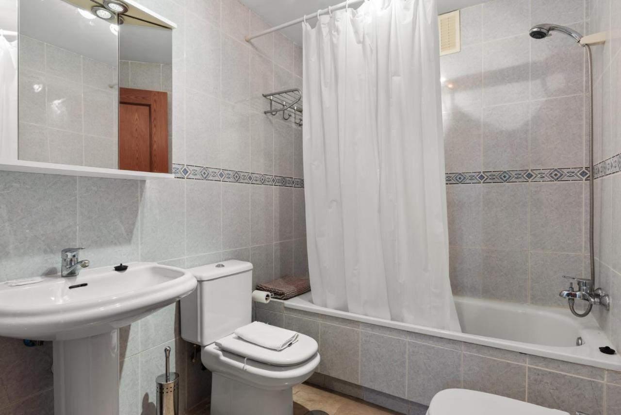 Marysol Beachclose Apartment With Pool By Costarentals - Ref 200 Benalmadena Bagian luar foto