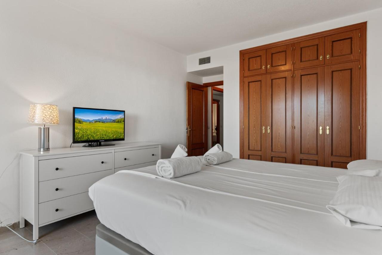 Marysol Beachclose Apartment With Pool By Costarentals - Ref 200 Benalmadena Bagian luar foto