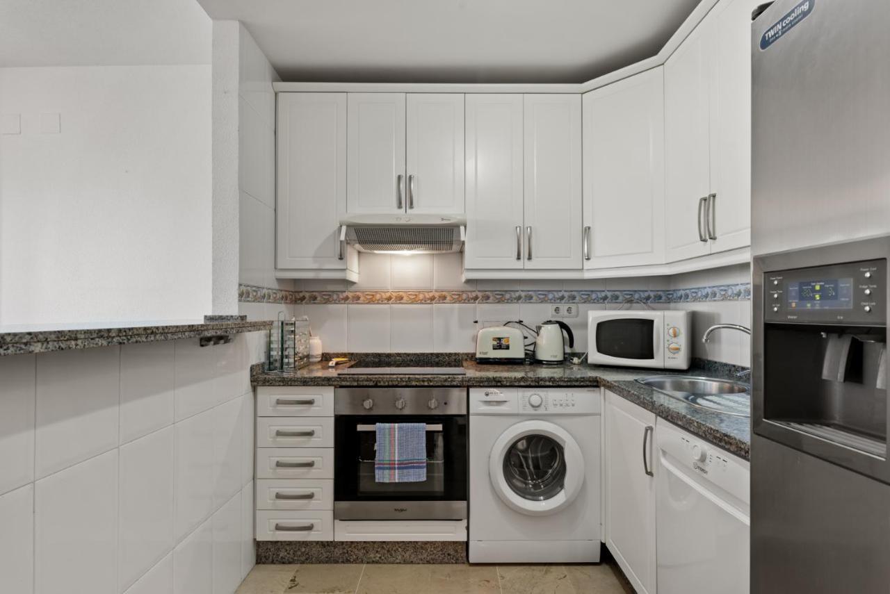 Marysol Beachclose Apartment With Pool By Costarentals - Ref 200 Benalmadena Bagian luar foto