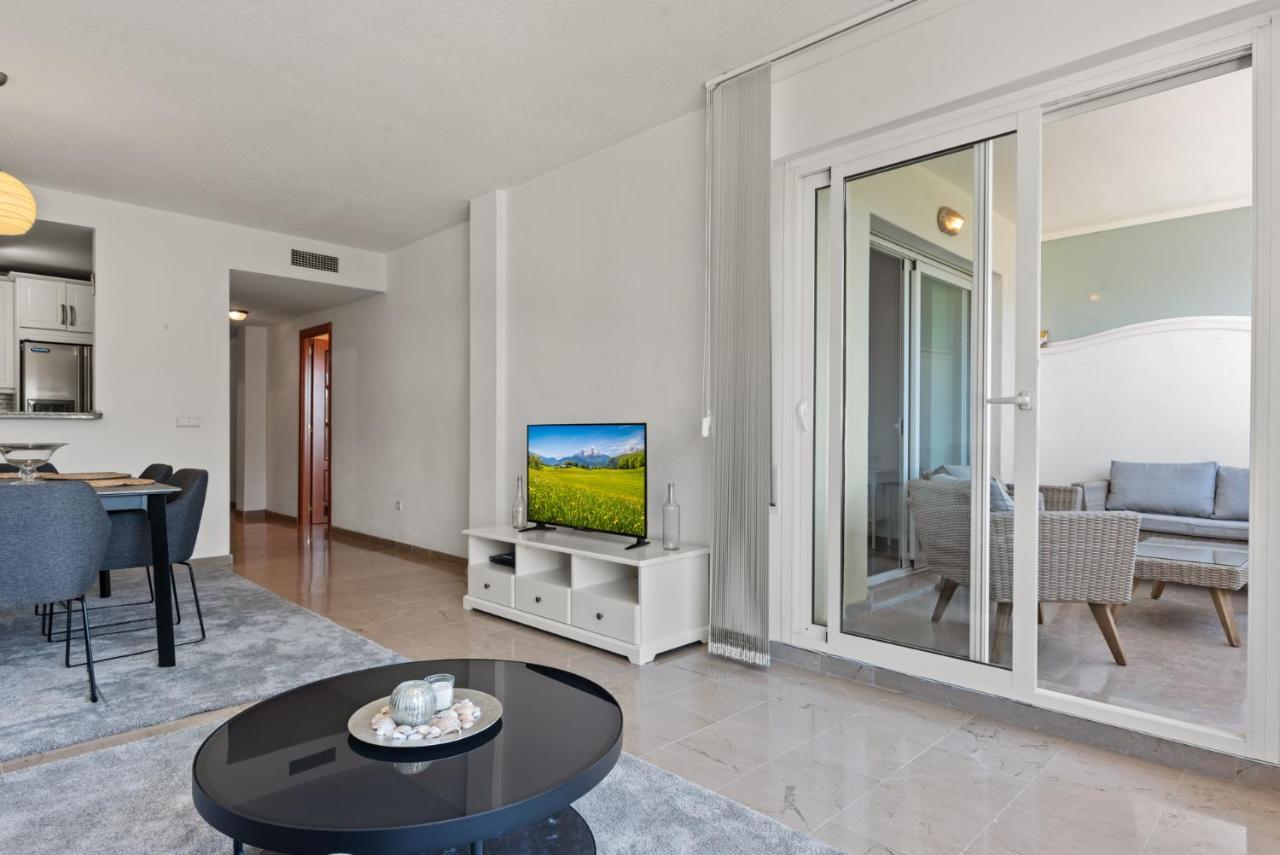 Marysol Beachclose Apartment With Pool By Costarentals - Ref 200 Benalmadena Bagian luar foto